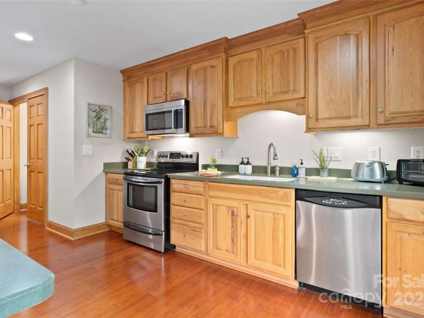 94 Irene Lane, Maggie Valley, NC 28751.  MLS# CAR4284196, YatesRealty ID 32747. 