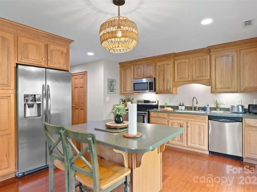 94 Irene Lane, Maggie Valley, NC 28751.  MLS# CAR4284196, YatesRealty ID 32747. 