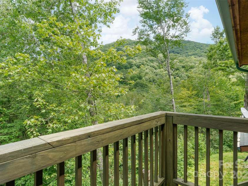 94 Irene Lane, Maggie Valley, NC 28751.  MLS# CAR4284196, YatesRealty ID 32747. 