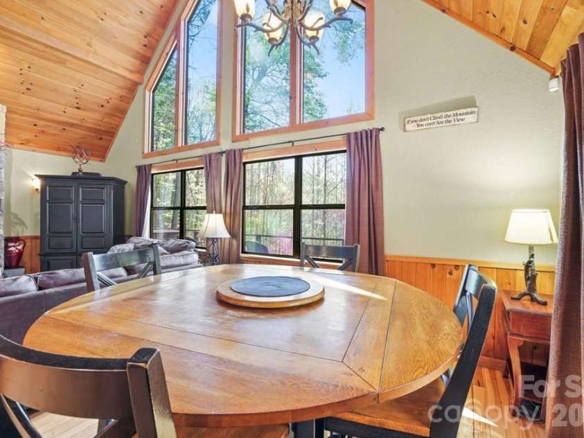 210 Chickadee Drive, Bryson City, NC 28713.  MLS# CAR4394227, YatesRealty ID 32748. 