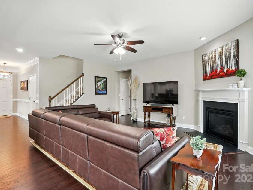149 Oxford Drive, Mooresville, NC 28115.  MLS# CAR4289690, YatesRealty ID 32749. 