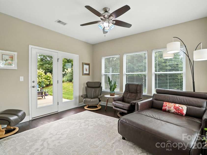 149 Oxford Drive, Mooresville, NC 28115.  MLS# CAR4289690, YatesRealty ID 32749. 