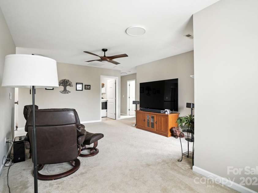 149 Oxford Drive, Mooresville, NC 28115.  MLS# CAR4289690, YatesRealty ID 32749. 