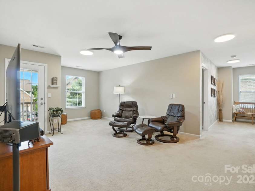 149 Oxford Drive, Mooresville, NC 28115.  MLS# CAR4289690, YatesRealty ID 32749. 