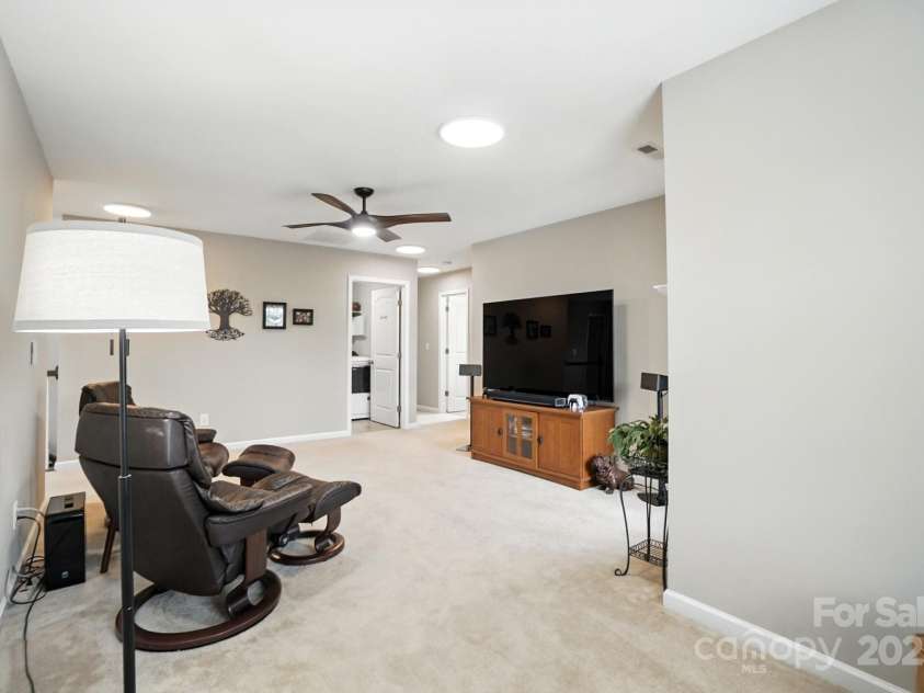 149 Oxford Drive, Mooresville, NC 28115.  MLS# CAR4289690, YatesRealty ID 32749. 