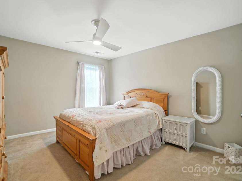 149 Oxford Drive, Mooresville, NC 28115.  MLS# CAR4289690, YatesRealty ID 32749. 