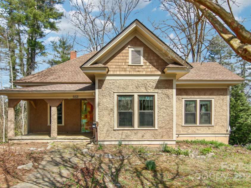 553 Main Street, Brevard, NC 28712.  MLS# CAR4235243, YatesRealty ID 3275. 