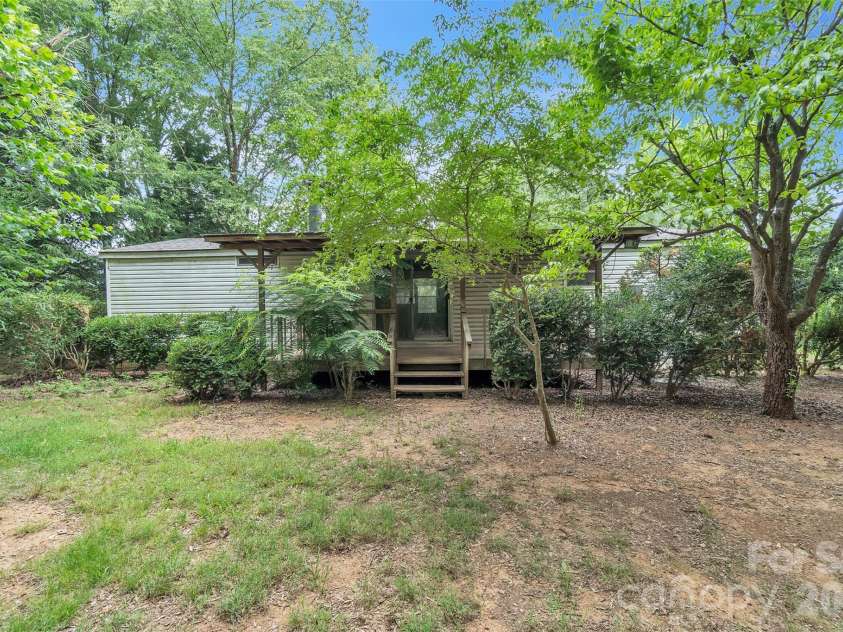 367 Horne Road, Peachland, NC 28133.  MLS# CAR4391596, YatesRealty ID 32750. 