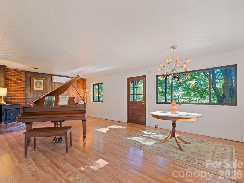 33 Wenlock Way, Waynesville, NC 28785.  MLS# CAR4390311, YatesRealty ID 32753. 