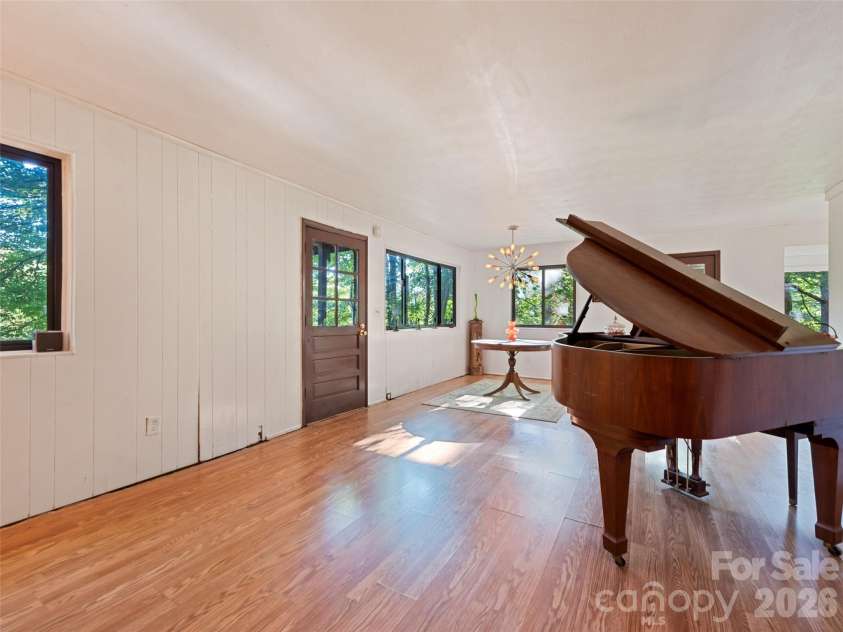 33 Wenlock Way, Waynesville, NC 28785.  MLS# CAR4390311, YatesRealty ID 32753. 