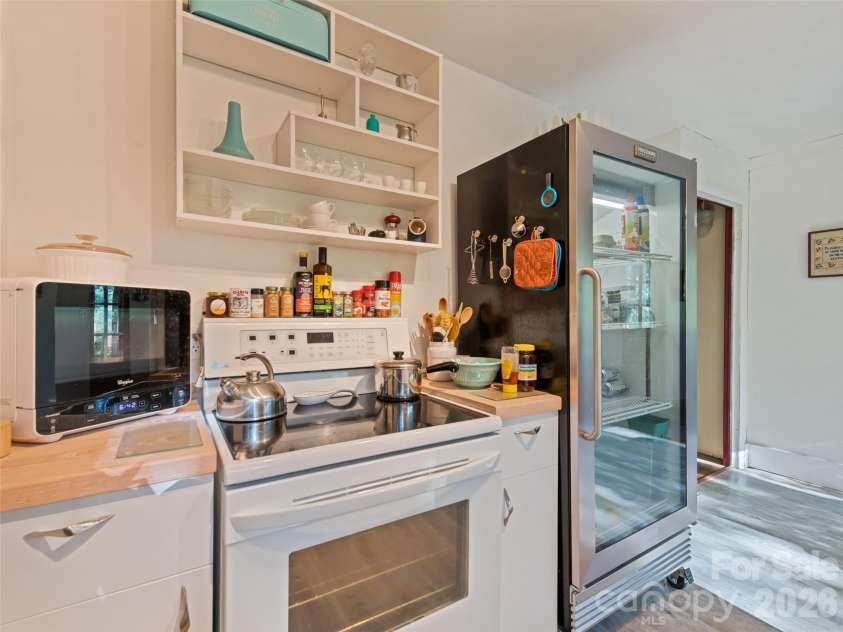 33 Wenlock Way, Waynesville, NC 28785.  MLS# CAR4390311, YatesRealty ID 32753. 