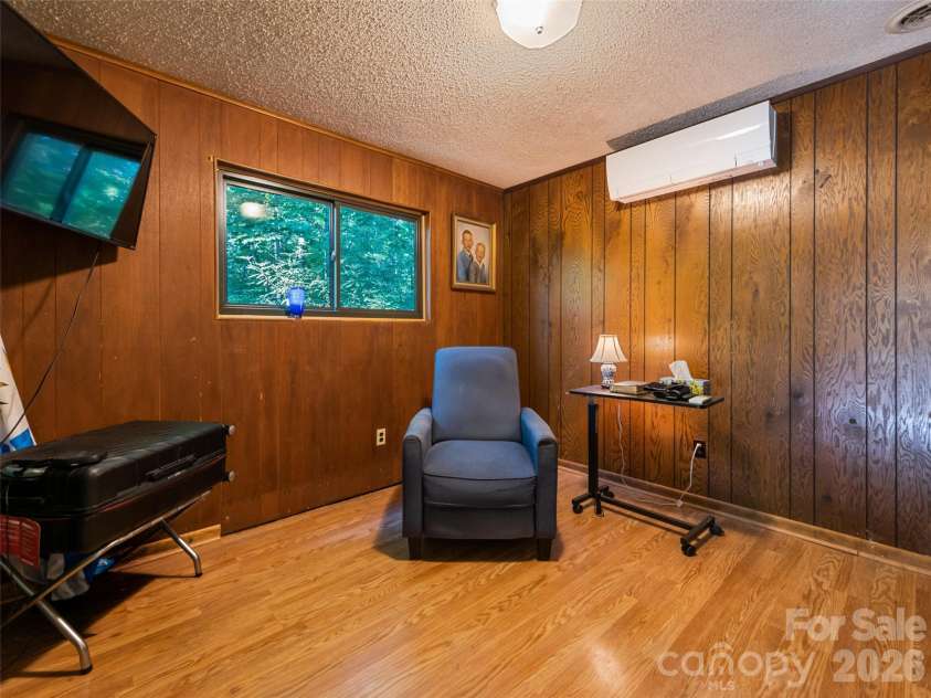 33 Wenlock Way, Waynesville, NC 28785.  MLS# CAR4390311, YatesRealty ID 32753. 