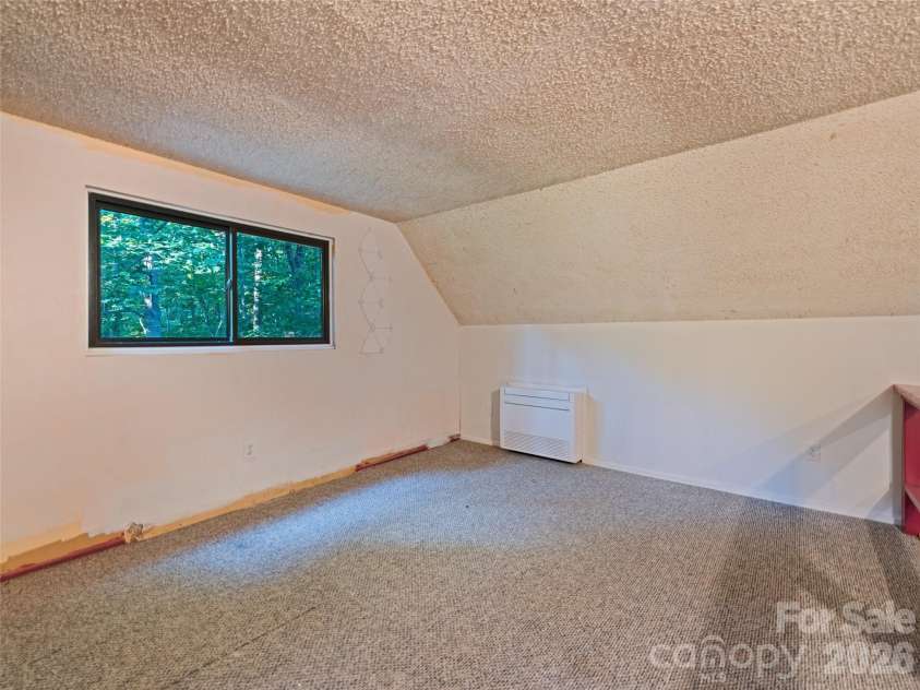 33 Wenlock Way, Waynesville, NC 28785.  MLS# CAR4390311, YatesRealty ID 32753. 