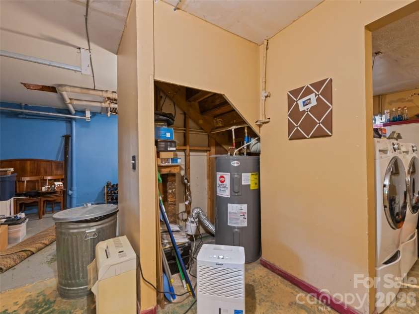 33 Wenlock Way, Waynesville, NC 28785.  MLS# CAR4390311, YatesRealty ID 32753. 