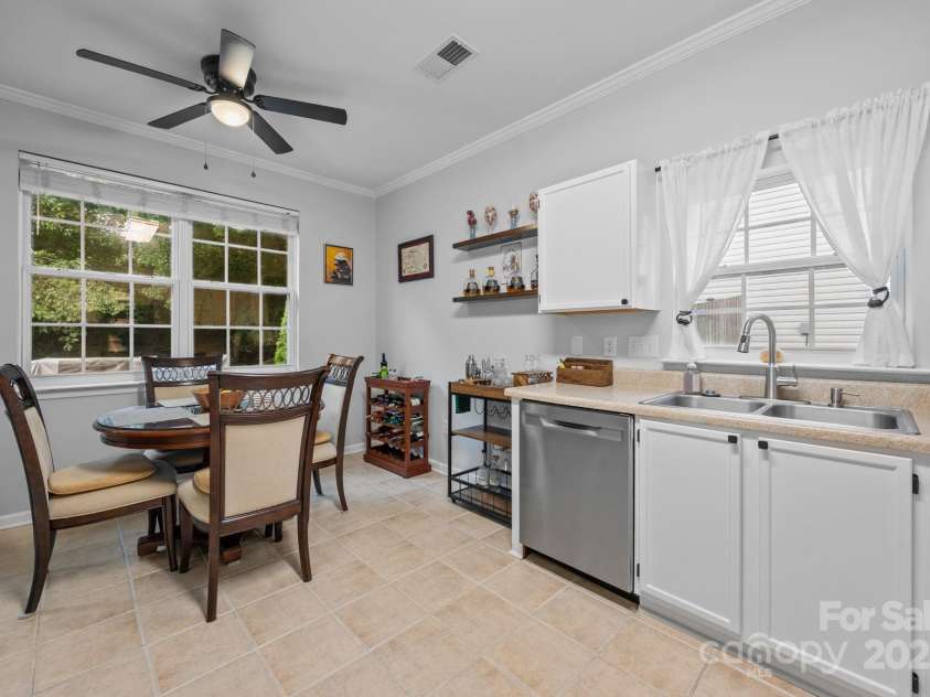 6922 Murray Grey Lane, Charlotte, NC 28273.  MLS# CAR4291045, YatesRealty ID 32753. 