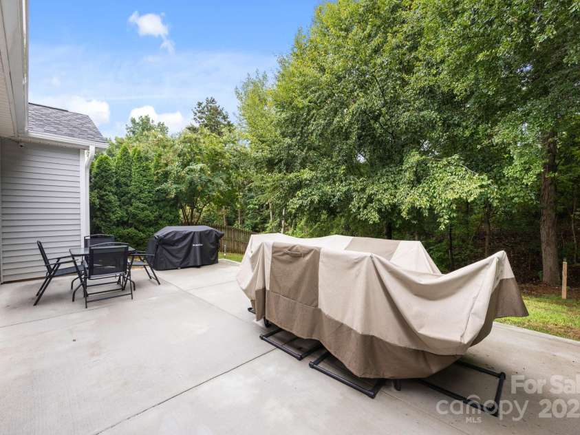 6922 Murray Grey Lane, Charlotte, NC 28273.  MLS# CAR4291045, YatesRealty ID 32753. 