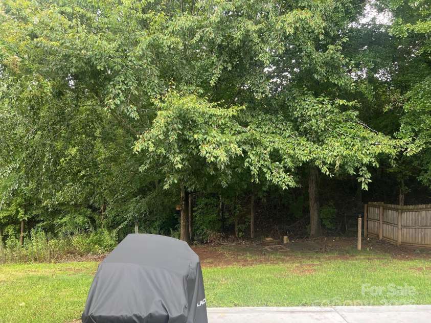 6922 Murray Grey Lane, Charlotte, NC 28273.  MLS# CAR4291045, YatesRealty ID 32753. 