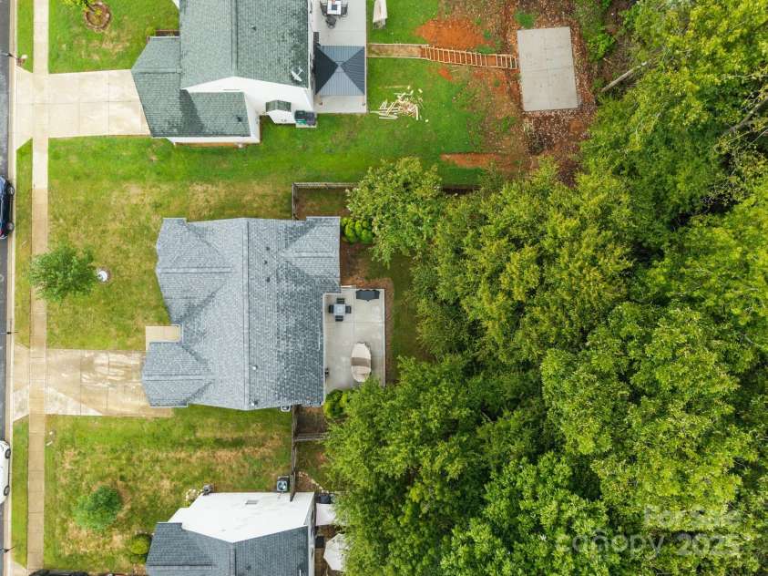 6922 Murray Grey Lane, Charlotte, NC 28273.  MLS# CAR4291045, YatesRealty ID 32753. 