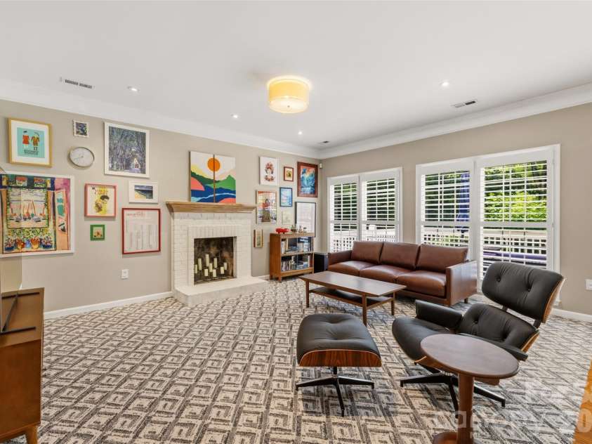 6202 Hickory Cove Lane, Charlotte, NC 28269.  MLS# CAR4392908, YatesRealty ID 32754. 