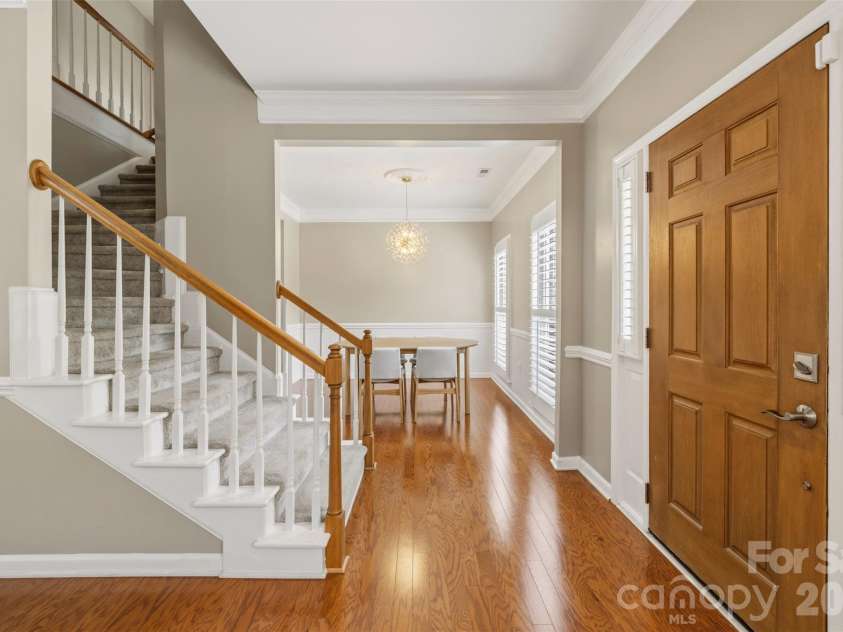 6202 Hickory Cove Lane, Charlotte, NC 28269.  MLS# CAR4392908, YatesRealty ID 32754. 