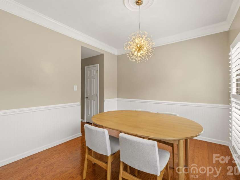 6202 Hickory Cove Lane, Charlotte, NC 28269.  MLS# CAR4392908, YatesRealty ID 32754. 
