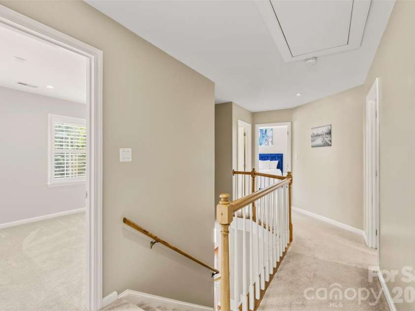 6202 Hickory Cove Lane, Charlotte, NC 28269.  MLS# CAR4392908, YatesRealty ID 32754. 