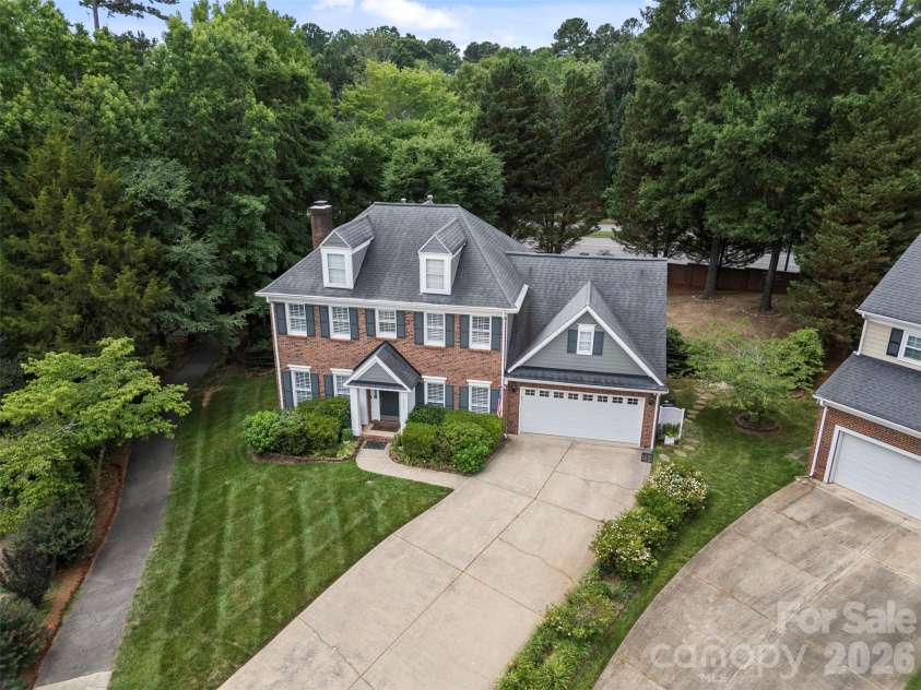 6202 Hickory Cove Lane, Charlotte, NC 28269.  MLS# CAR4392908, YatesRealty ID 32754. 