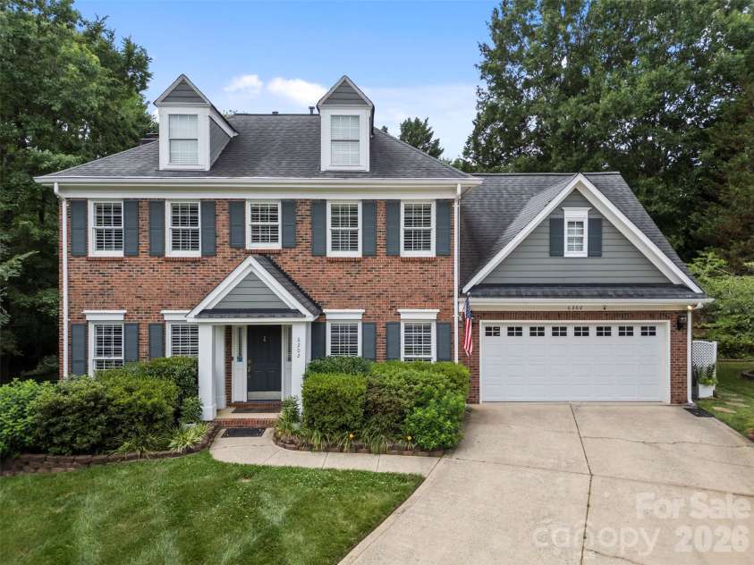 6202 Hickory Cove Lane, Charlotte, NC 28269.  MLS# CAR4392908, YatesRealty ID 32754. 