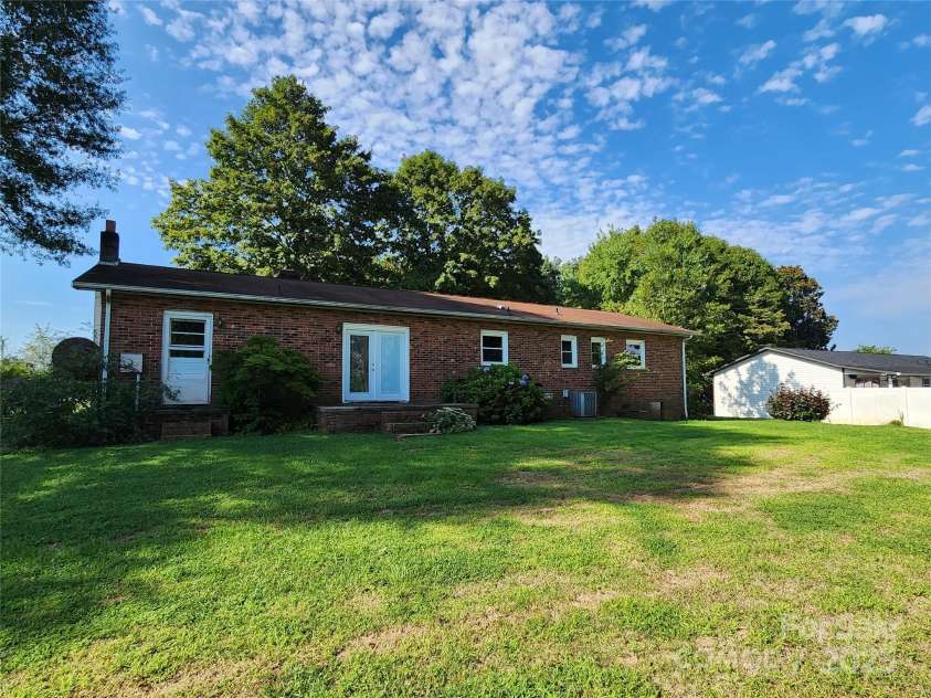 7390 Burke County Line Road, Hickory, NC 28602.  MLS# CAR4292250, YatesRealty ID 32754. 