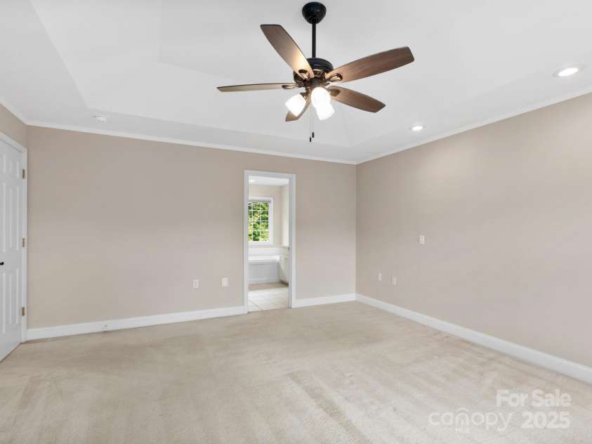 206 Bridle Path, Candler, NC 28715.  MLS# CAR4291478, YatesRealty ID 32755. Primary