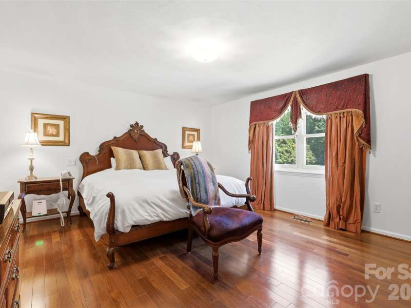 6181 Willowbottom Road, Hickory, NC 28602.  MLS# CAR4382562, YatesRealty ID 32755. Primary