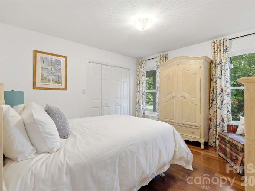 6181 Willowbottom Road, Hickory, NC 28602.  MLS# CAR4382562, YatesRealty ID 32755. Secondary Bedroom