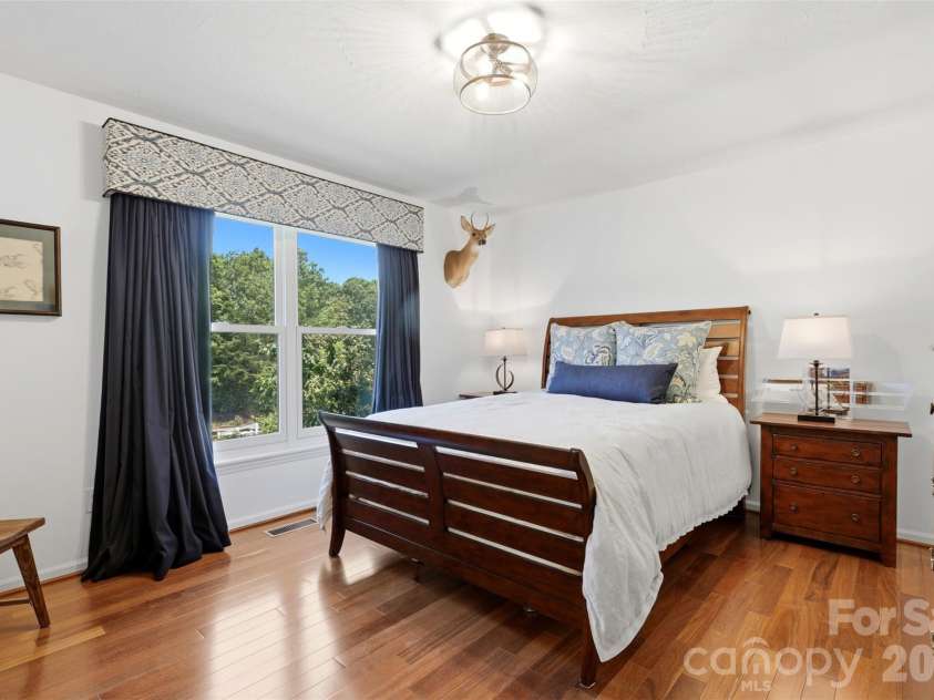 6181 Willowbottom Road, Hickory, NC 28602.  MLS# CAR4382562, YatesRealty ID 32755. Secondary Bedroom