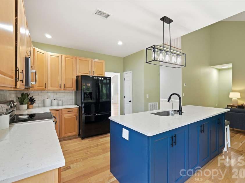 1409 Beckworth Avenue, Rock Hill, SC 29730.  MLS# CAR4392097, YatesRealty ID 32756. 