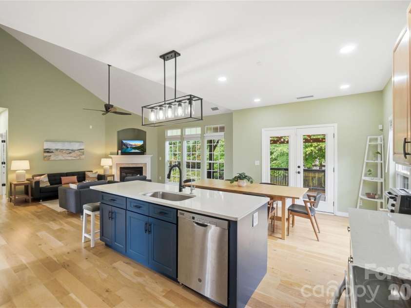 1409 Beckworth Avenue, Rock Hill, SC 29730.  MLS# CAR4392097, YatesRealty ID 32756. 