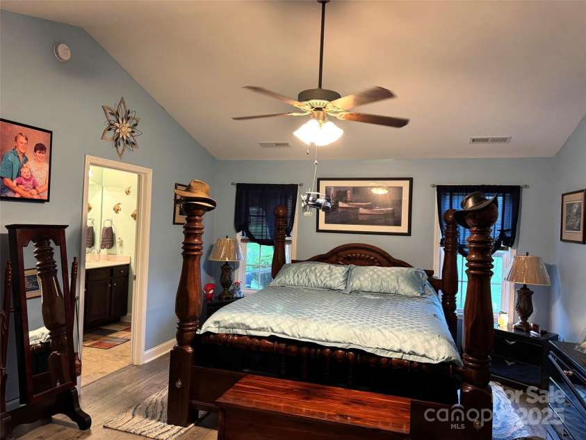 630 Scarlet Leaf Lane, Oakboro, NC 28129.  MLS# CAR4291699, YatesRealty ID 32756. 