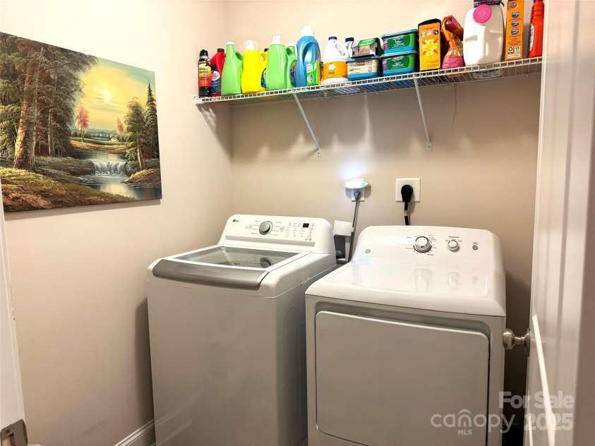 630 Scarlet Leaf Lane, Oakboro, NC 28129.  MLS# CAR4291699, YatesRealty ID 32756. 