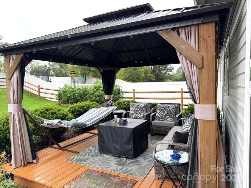 630 Scarlet Leaf Lane, Oakboro, NC 28129.  MLS# CAR4291699, YatesRealty ID 32756. 