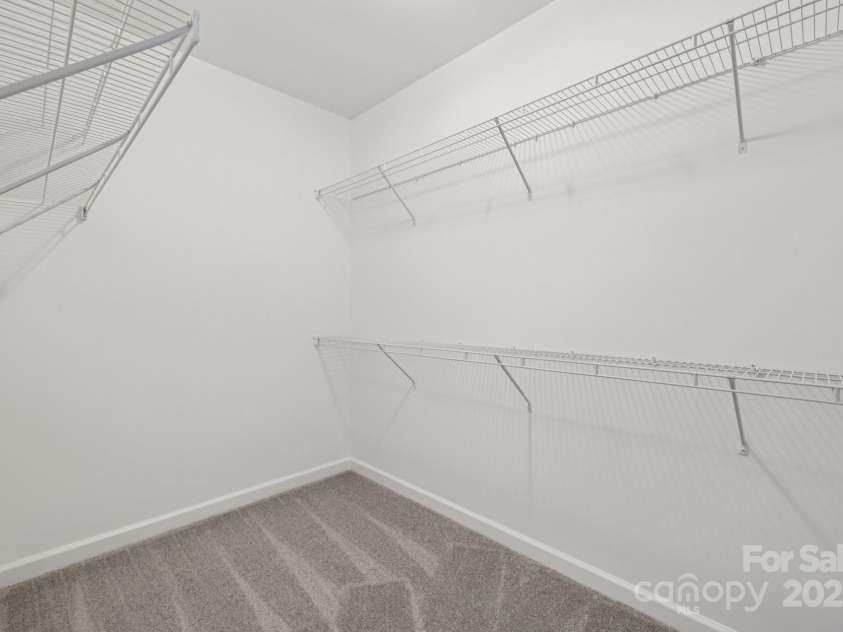 17111 Red Feather Drive, Charlotte, NC 28277.  MLS# CAR4285881, YatesRealty ID 32757. 