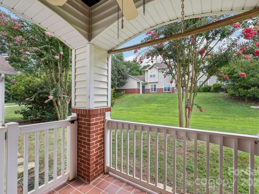 17111 Red Feather Drive, Charlotte, NC 28277.  MLS# CAR4285881, YatesRealty ID 32757. 