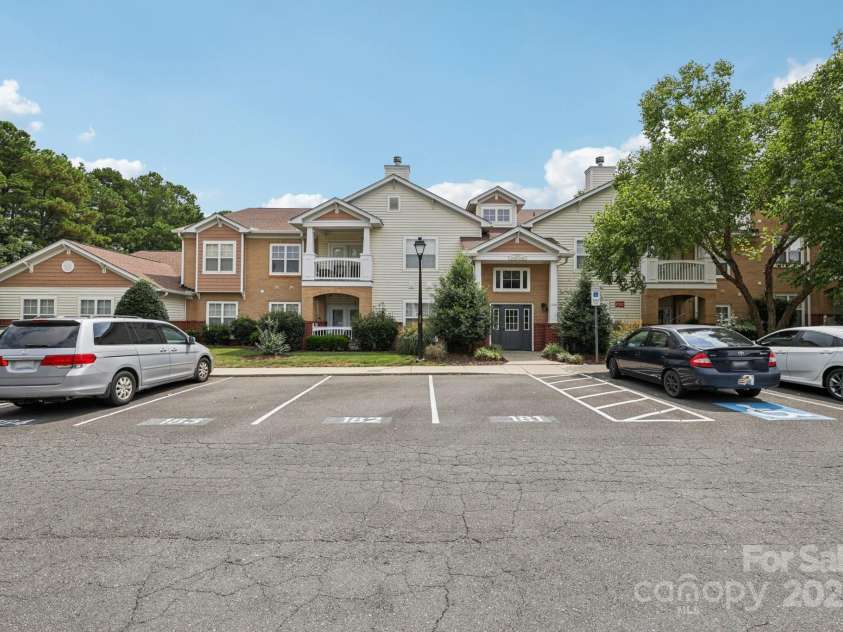 17111 Red Feather Drive, Charlotte, NC 28277.  MLS# CAR4285881, YatesRealty ID 32757. 