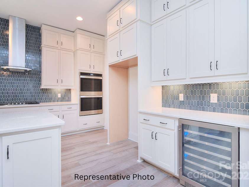 116 Davidson Springs Drive, Mooresville, NC 28115.  MLS# CAR4283052, YatesRealty ID 32759. 