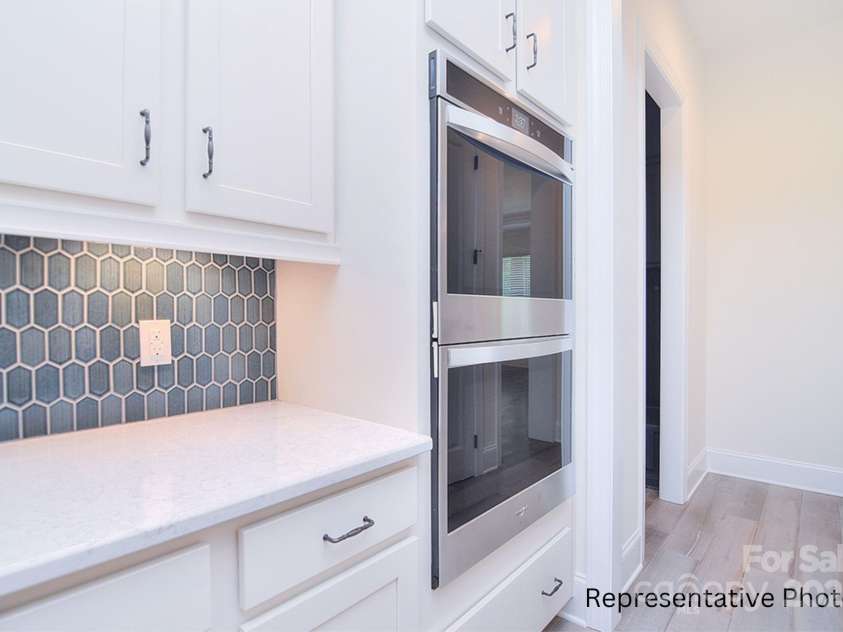 116 Davidson Springs Drive, Mooresville, NC 28115.  MLS# CAR4283052, YatesRealty ID 32759. 