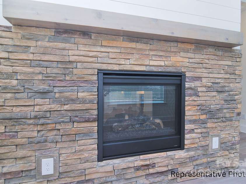 116 Davidson Springs Drive, Mooresville, NC 28115.  MLS# CAR4283052, YatesRealty ID 32759. 