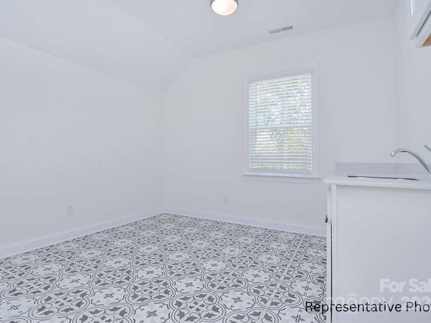 116 Davidson Springs Drive, Mooresville, NC 28115.  MLS# CAR4283052, YatesRealty ID 32759. 