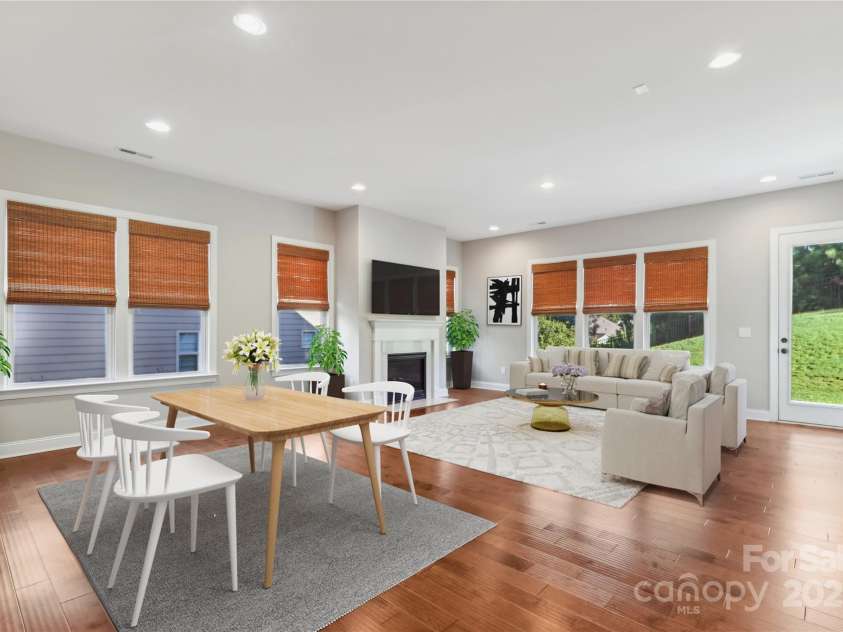 16004 Deer River Road, Charlotte, NC 28278.  MLS# CAR4171564, YatesRealty ID 3276. Digitally Staged