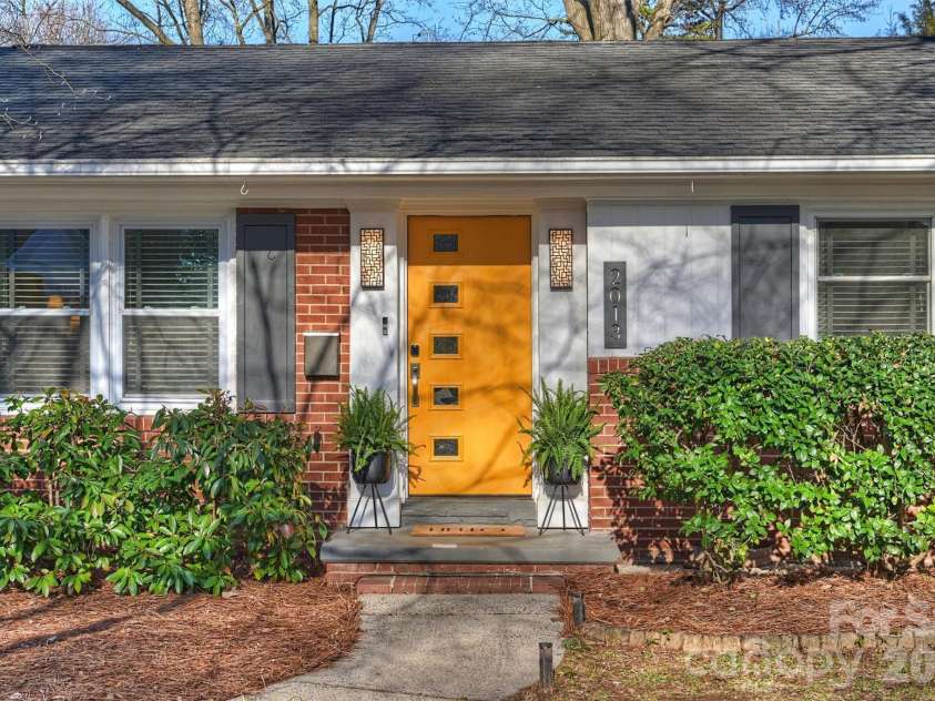 2013 Margate Avenue, Charlotte, NC 28205.  MLS# CAR4350781, YatesRealty ID 3276. 