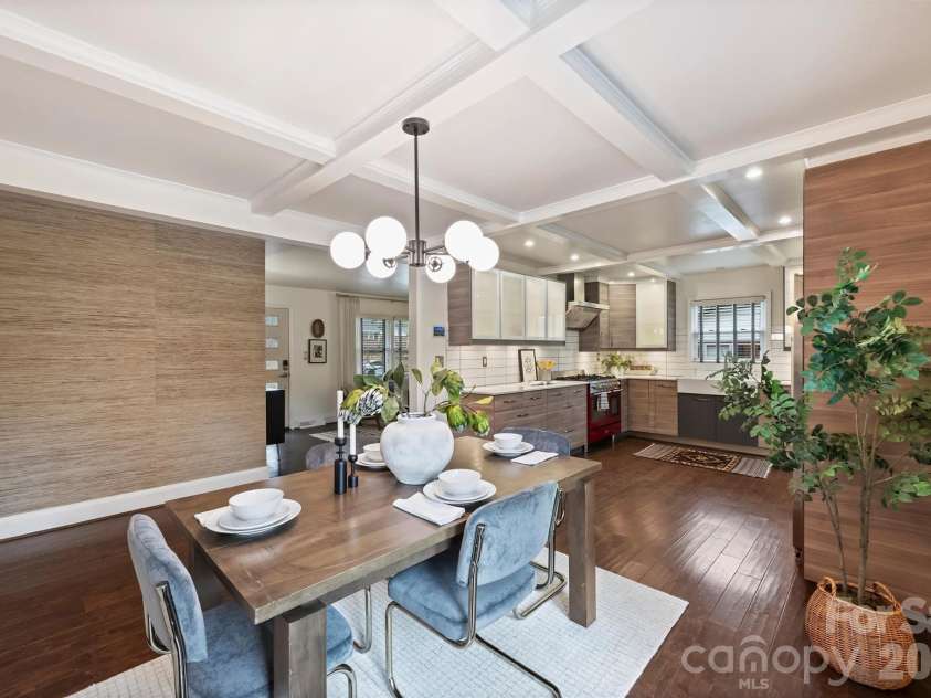 2013 Margate Avenue, Charlotte, NC 28205.  MLS# CAR4350781, YatesRealty ID 3276. 