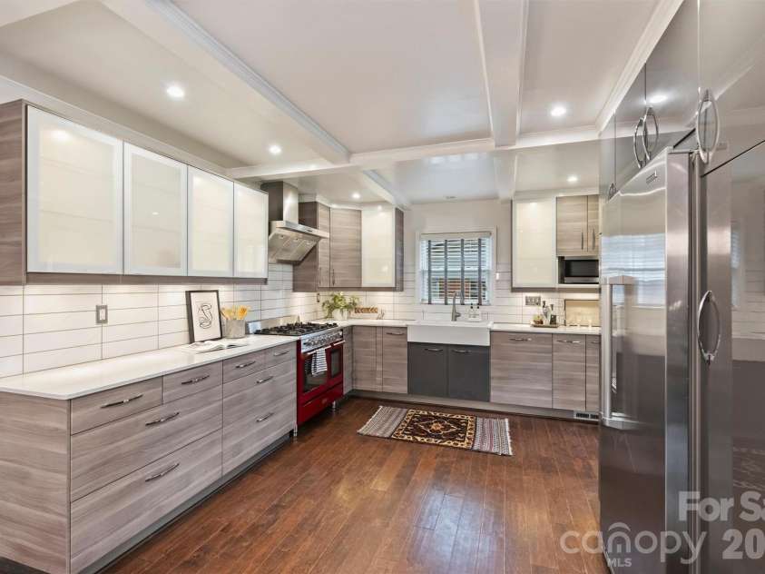 2013 Margate Avenue, Charlotte, NC 28205.  MLS# CAR4350781, YatesRealty ID 3276. 