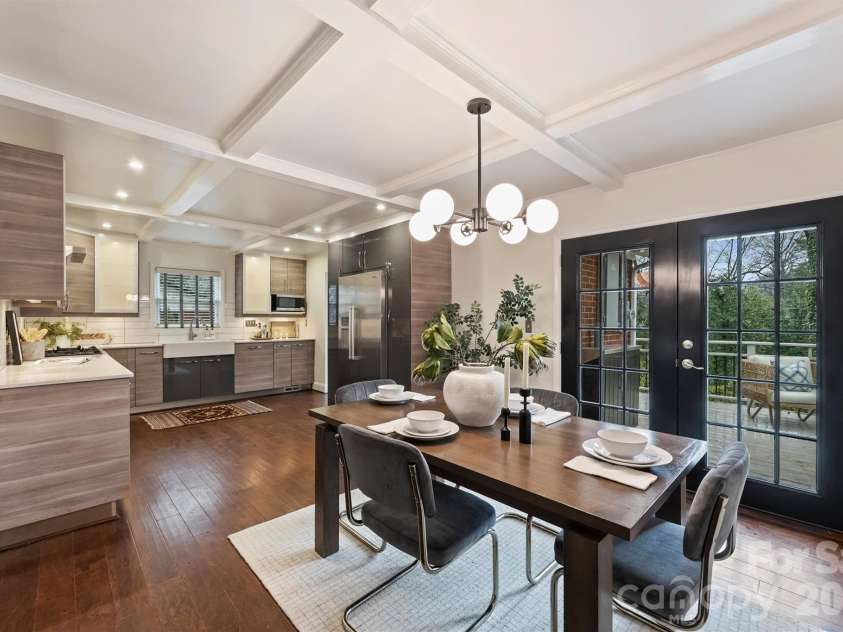 2013 Margate Avenue, Charlotte, NC 28205.  MLS# CAR4350781, YatesRealty ID 3276. 